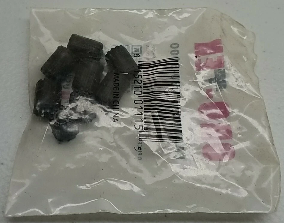 1030-5000 Oro-Tek Quantity Of 8 Tire Valve Stem Caps 1030-5000 Valve Stem Caps - Image 3 of 3