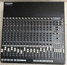 Mackie 1604-VLZ PRO 16 Channel Mic Line Mixer