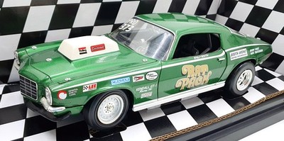 Ertl Maßstab 1:18 Diecast 29247P - 1971 Pro Stock Camaro Rat Pack Wally Booth