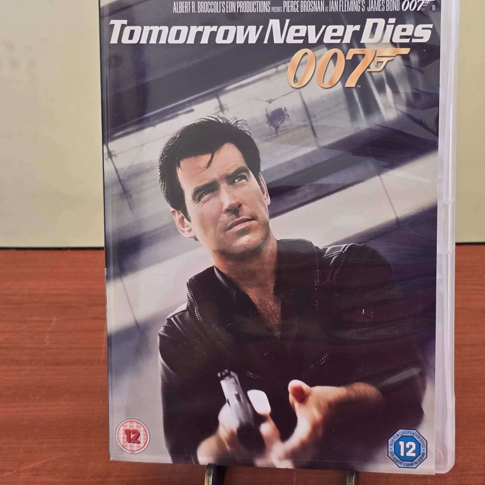 Tomorrow Never Dies James Bond 007 DVD PAL Region 2 Cert 12 MGM 20 Century Fox