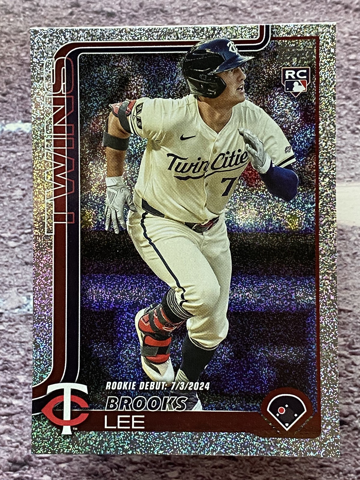 Brooks Lee 2025 Topps Update Sandglitter #US243 Minnesota Twins RC