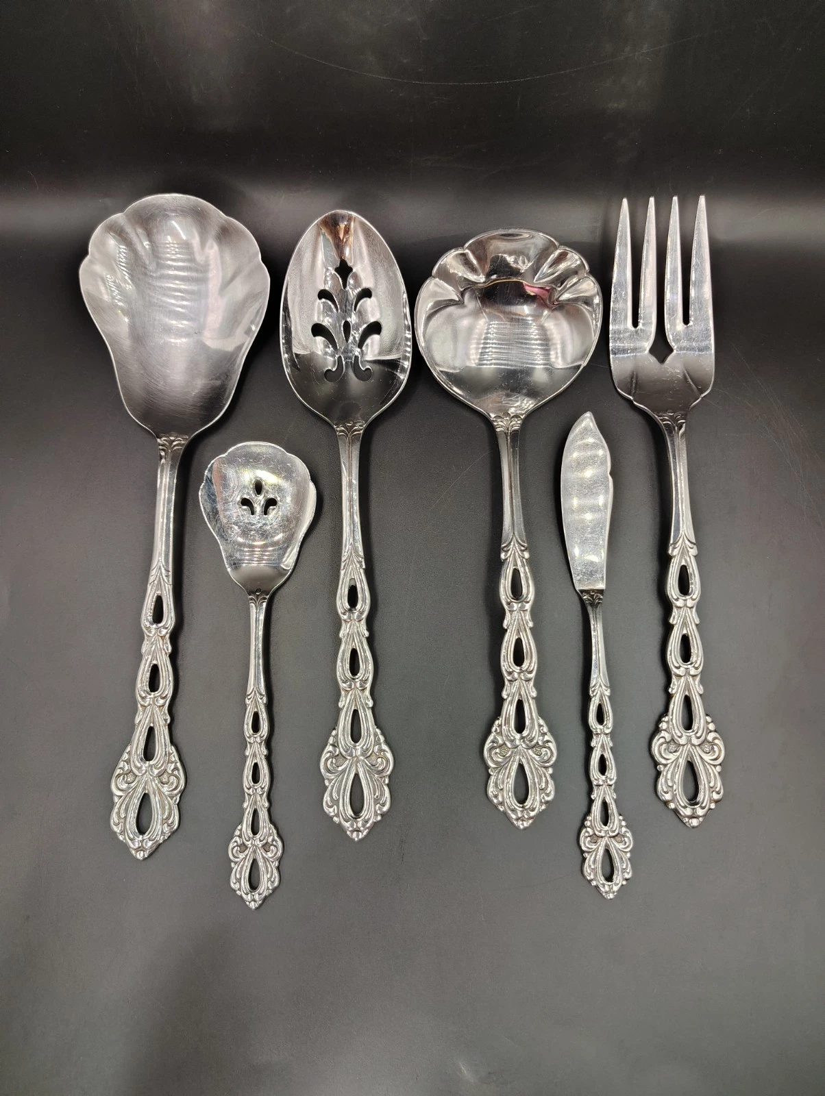 Oneida Chandelier Set of 6 Serving Pieces Community Stainless Flatware Lot