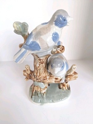 Artmark Porcelain Blue Jay Bird Figurine Ceramic Collectible Made in Taiwan