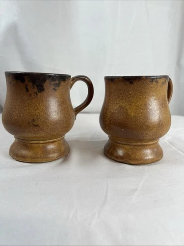 VTG McCoy Pottery Vintage Coffee Mugs Brown Drip Glaze, Stoneware, USA, Set of 2
