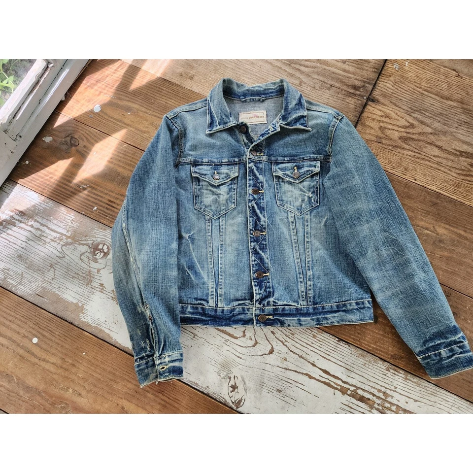 Chaqueta vaquera con parche de edredón azul y blanco talla grande Foto 2 de 4