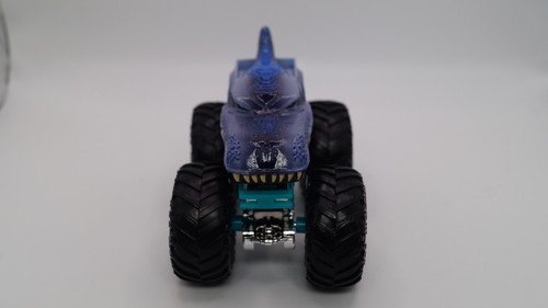 Hot Wheels Monster Trucks 1/64 Scale MEGA WREX - Picture 3 of 4