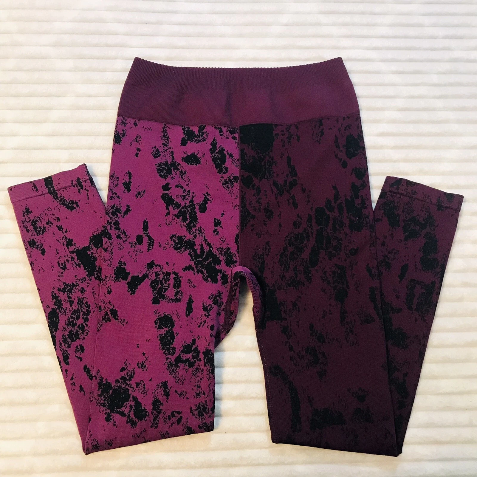 fabletics ultra high-waisted seamless marble 7/8 perfect/multi leggings