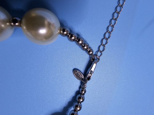 M & S pre loved pearl & silver statement necklace & matching bracelet. - Picture 7 of 13