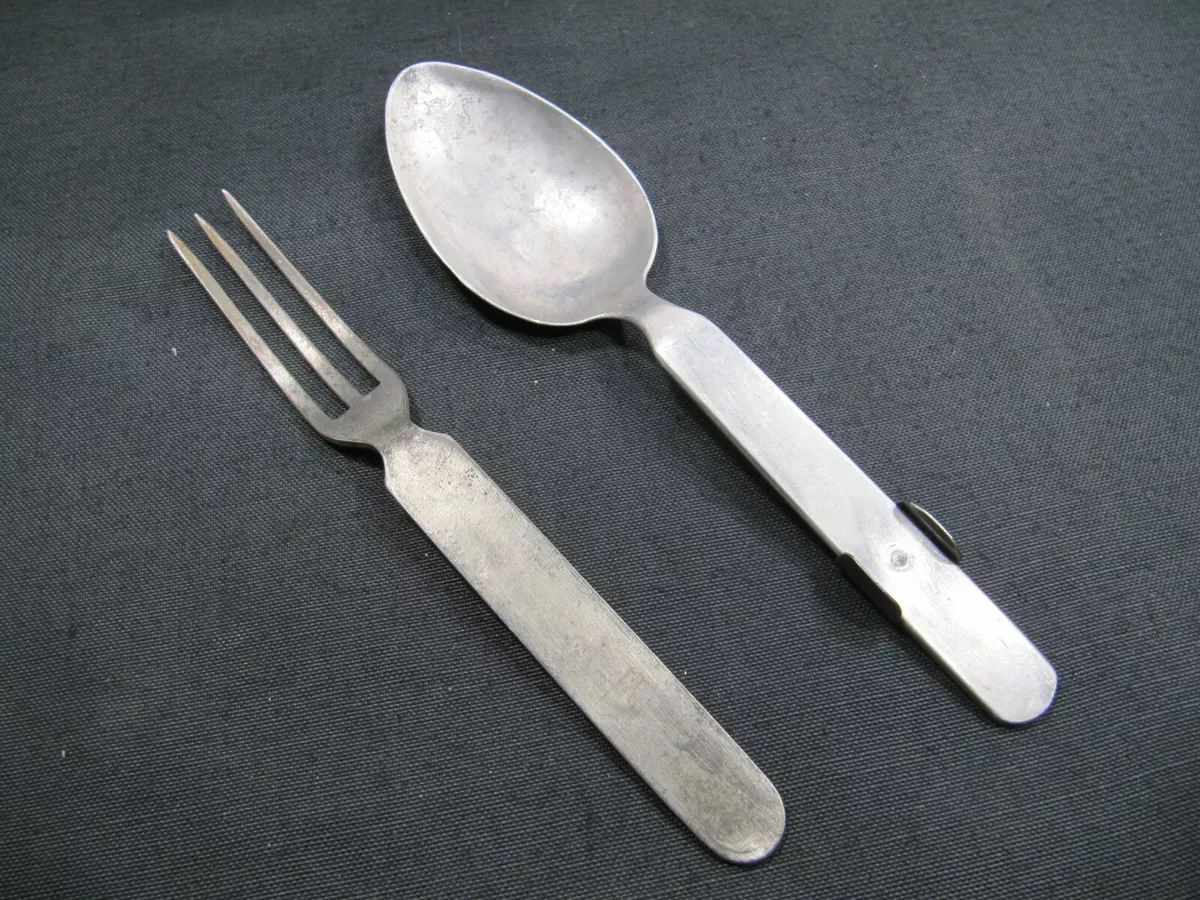 VINTAGE SWISS ARMY WENGER DELEMONT 45 SOLDIER CUTLERY SET SPOON