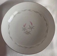 Jyoto Japan Valerie Pattern # 8059 9" Round Vegetable Bowl