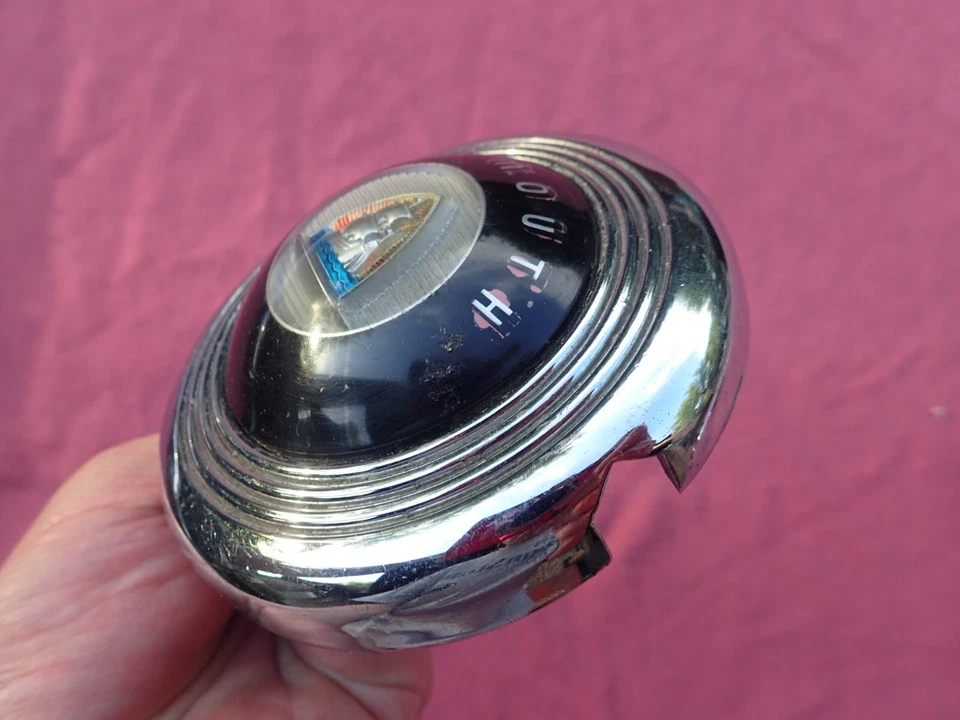 1946-48 Plymouth horn button assembly, NOS! cap, bezel - Image 4 of 4