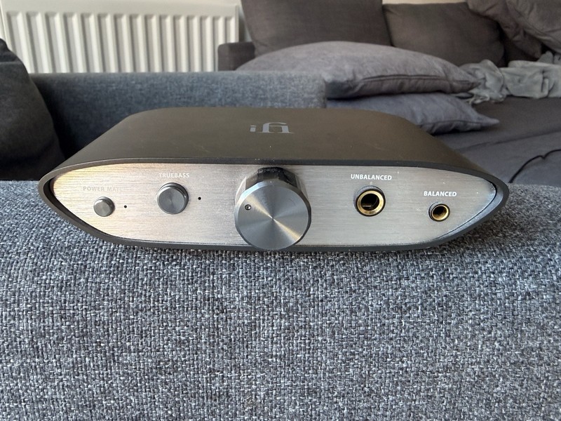 iFi Audio Zen USB DAC/Headphone Amplifier Mint Condition
