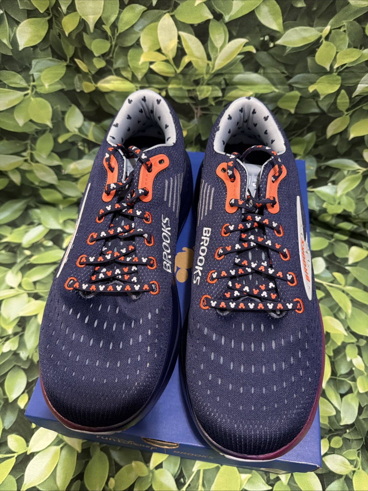 Brooks X Run Disney 2026 Ghost Max 3 WDW Men’s Size 12.5 New In Box image 4