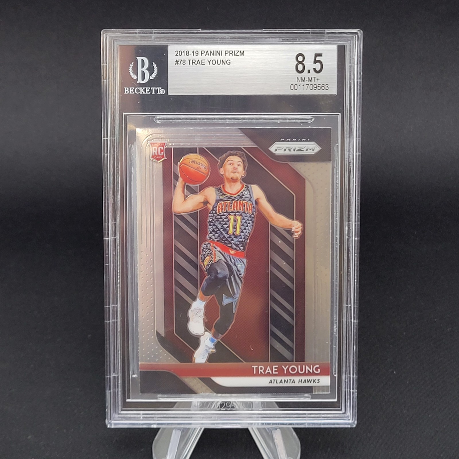 2018 PANINI PRIZM #78 TRAE YOUNG ROOKIE RC BGS 8.5 NM-MT+