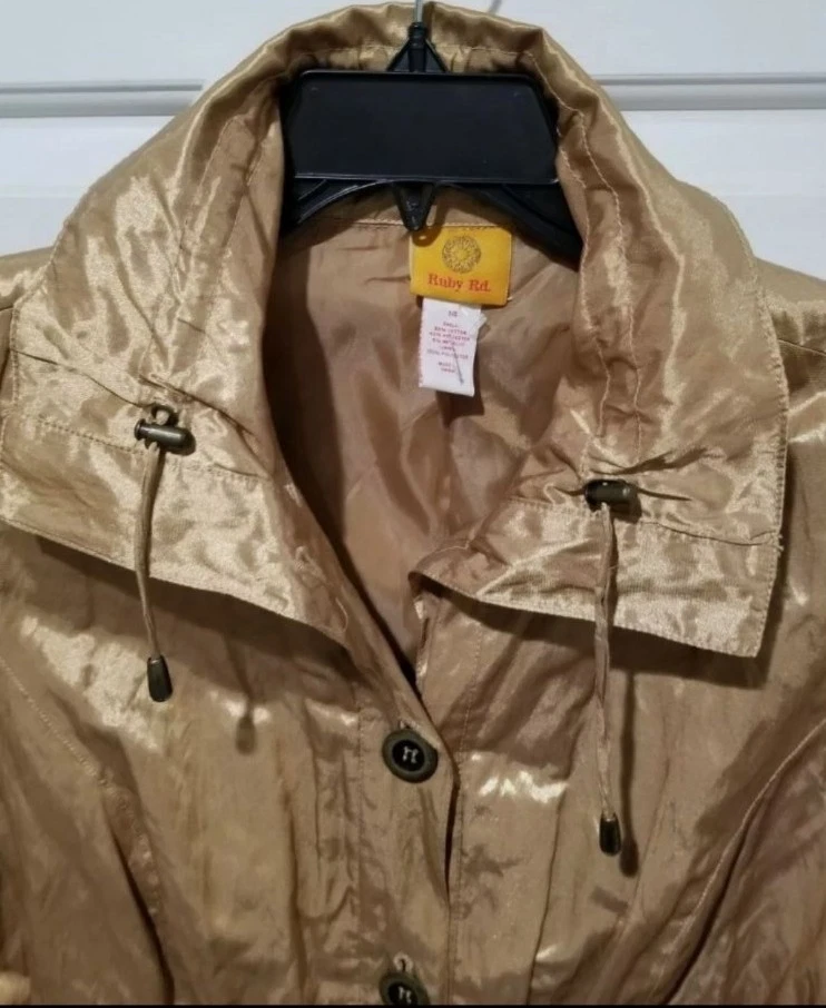 Ruby Rd Gold Metallic ButtonJacket W/Tie Strings, Pockets gathered sleeves Sz 14 - Image 4 of 4