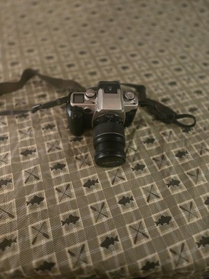 Canon EOS Elan II 35mm Camera with 28-80mm Lens 