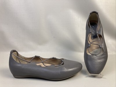 Earthies Womens Essen Ballet Flats Size 7 B Smoke Gray Leather Ghillie Shoes EUC