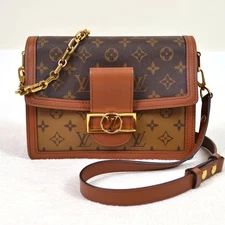 Louis Vuitton Dauphine MM Reverse Monogram Chain Shoulder Bag Purse Handbag