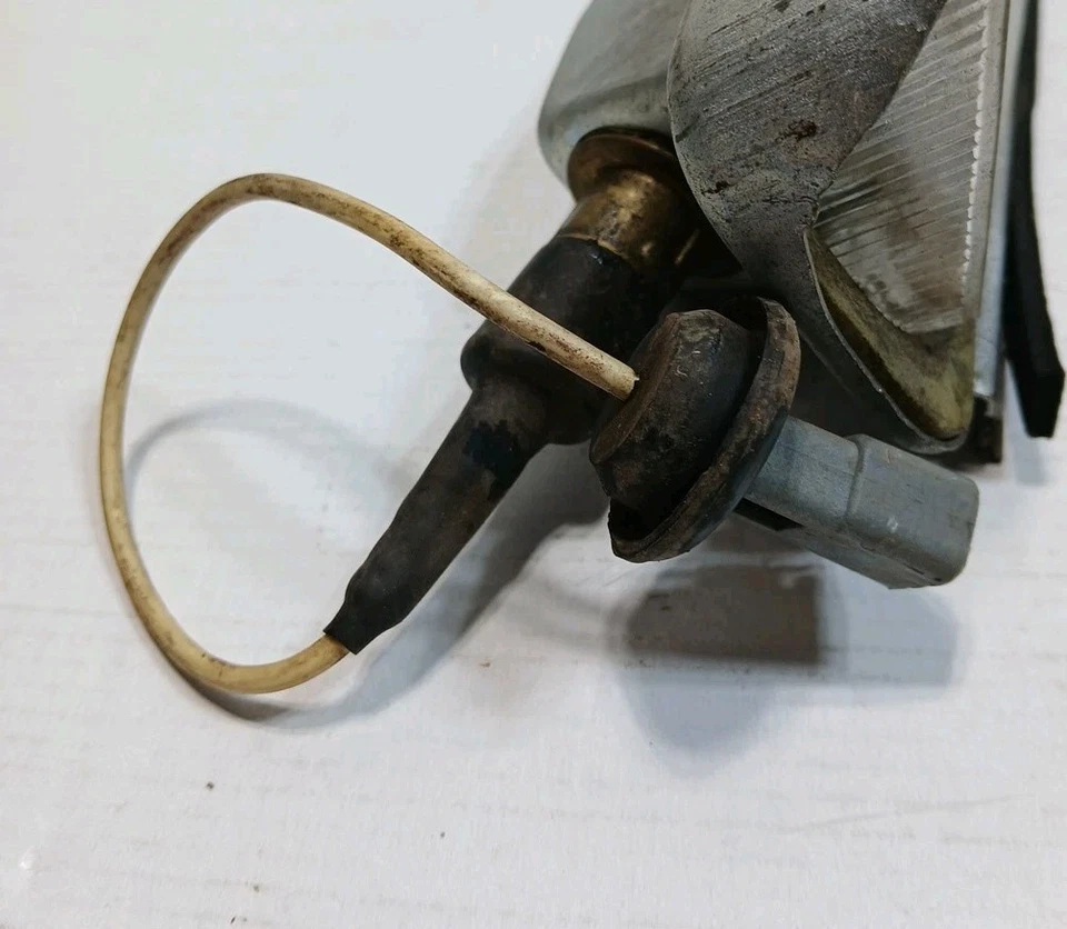 克莱斯勒 1963 透明停车镜头总成纽约客 Newport 右握(乘客侧) — 第 4/4 张图片