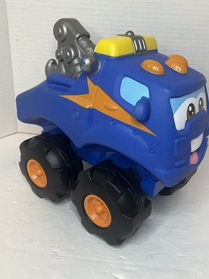 TONKA Chuck & Friends Handy Soft Squishy Blue Tow Truck w/Sound - Hasbro 2002