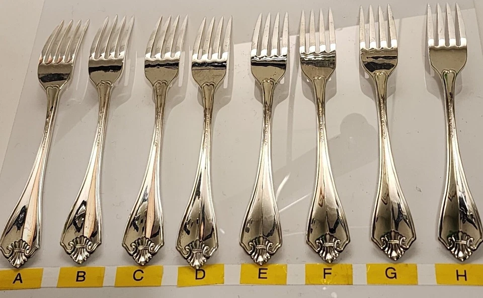 King James 图案晚餐叉 1881 年 Rogers Onieda 平价合并发货 — 第 2/2 张图片