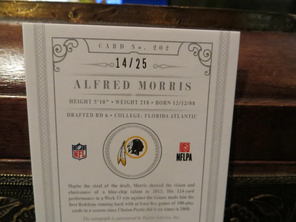 National Treasures Rookie Autograph Redskins Auto Alfred Morris 14/25  2012 - Image 4 of 4