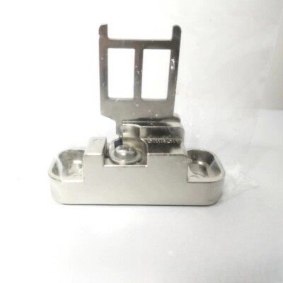 1PC New Omron D4SL-NK5 Safety Door Switch Free Shipping