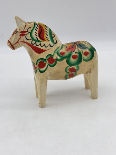 Vintage Wooden Swedish Dala Horse Pale Yellow 6x5in - Picture 1 of 11