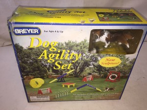 breyer dog agility playset
