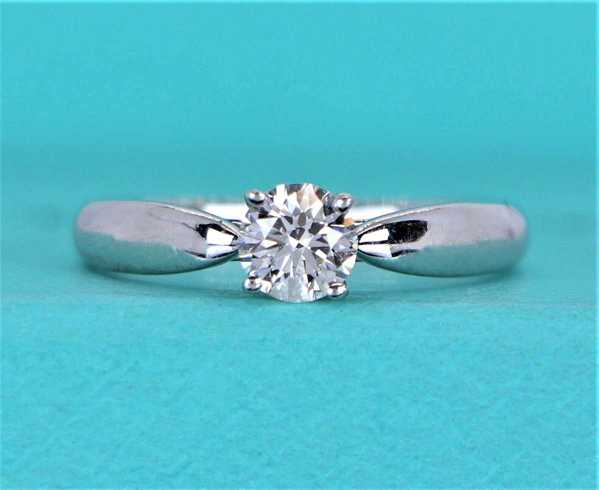 $4,100 Tiffany Co Platinum Harmony I VS1 Round Diamond
