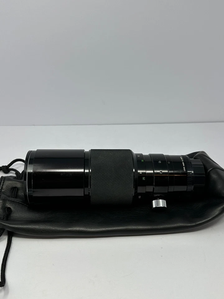 Lente vintage Soligor 3807391 Tele-Auto F:5.6 400 mm I-S 72 con funda y tapas Foto 3 de 4