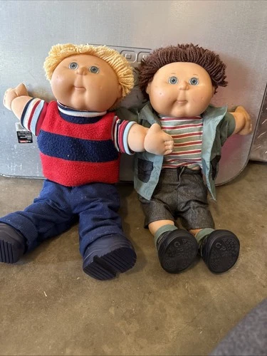 Cabbagepatch Kids 2004 Set Of 2 boys