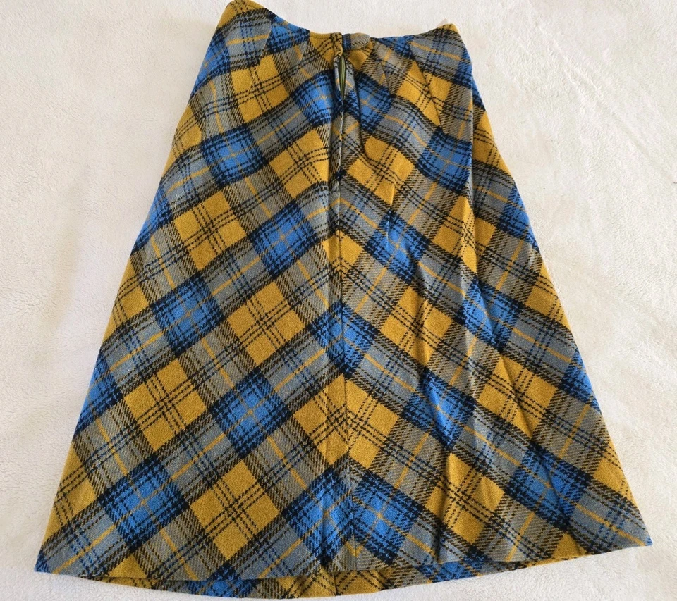 Vintage Wool Skirt Junior Womens Blue Plaid By Jantzen - Image 2 of 4