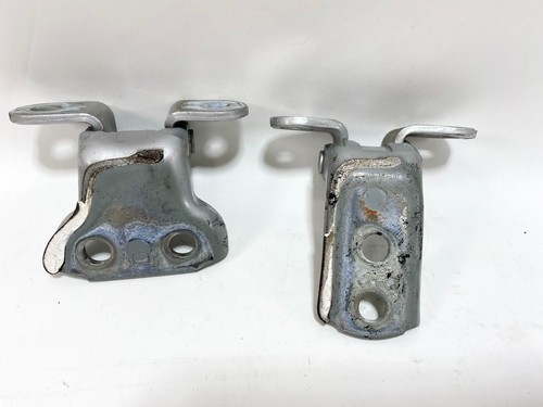 02-10 LEXUS SC430 RIGHT RH PASSENGER DOOR LOWER & UPPER HINGE SET 2 OEM - Picture 2 of 2