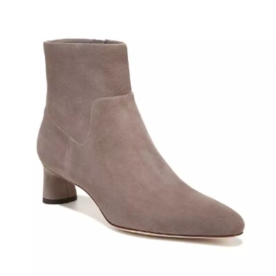 $425 Vince HELA Suede Heel POINTED TOE BOOITE LIGHT GREY KITTEN 10 (MF14)