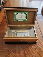 Vintage Thorens 4/50 Song Music Box - Made in Switzerland 