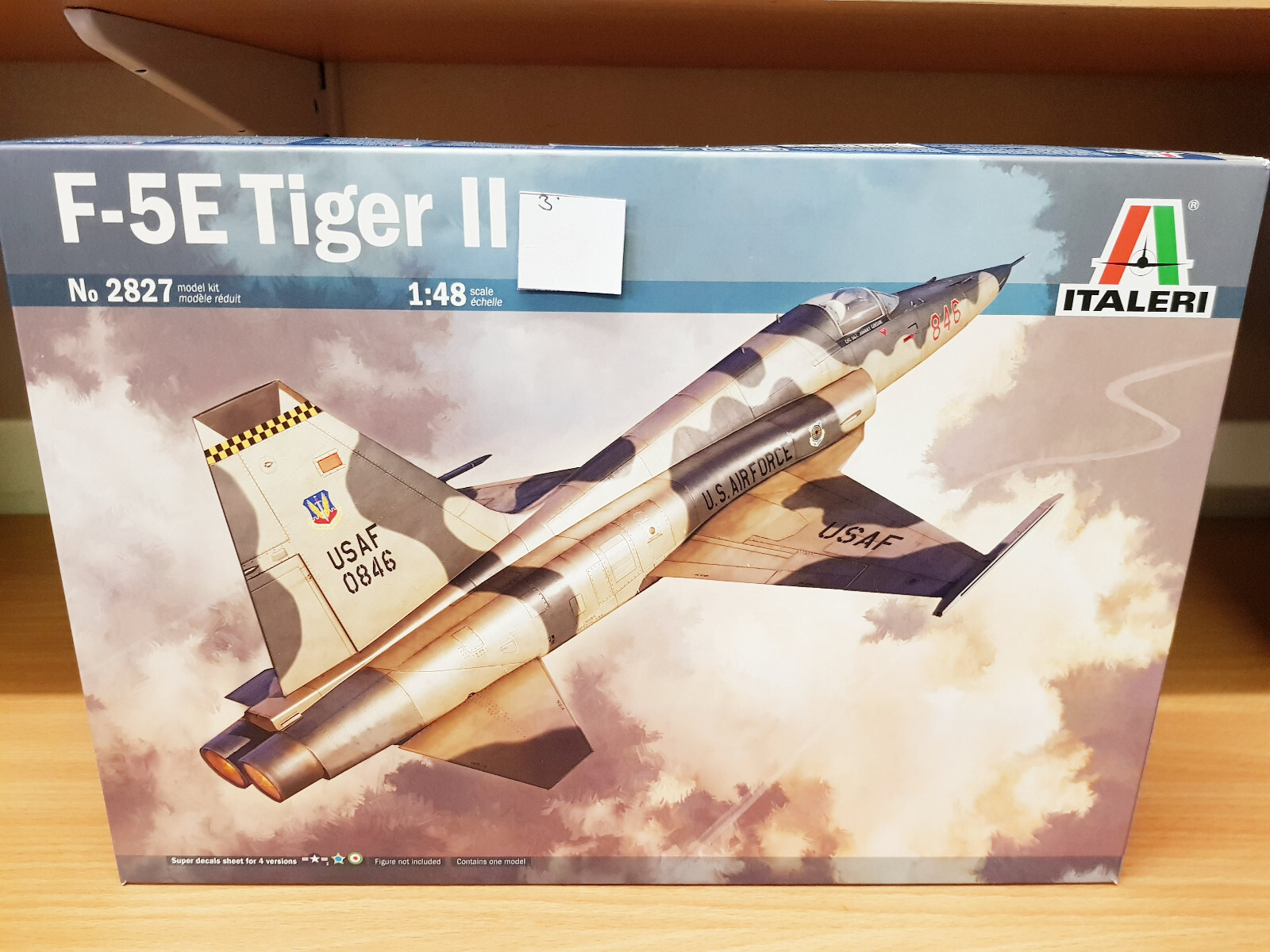 2827 Italeri 1:48 Scale F-5E Tiger II