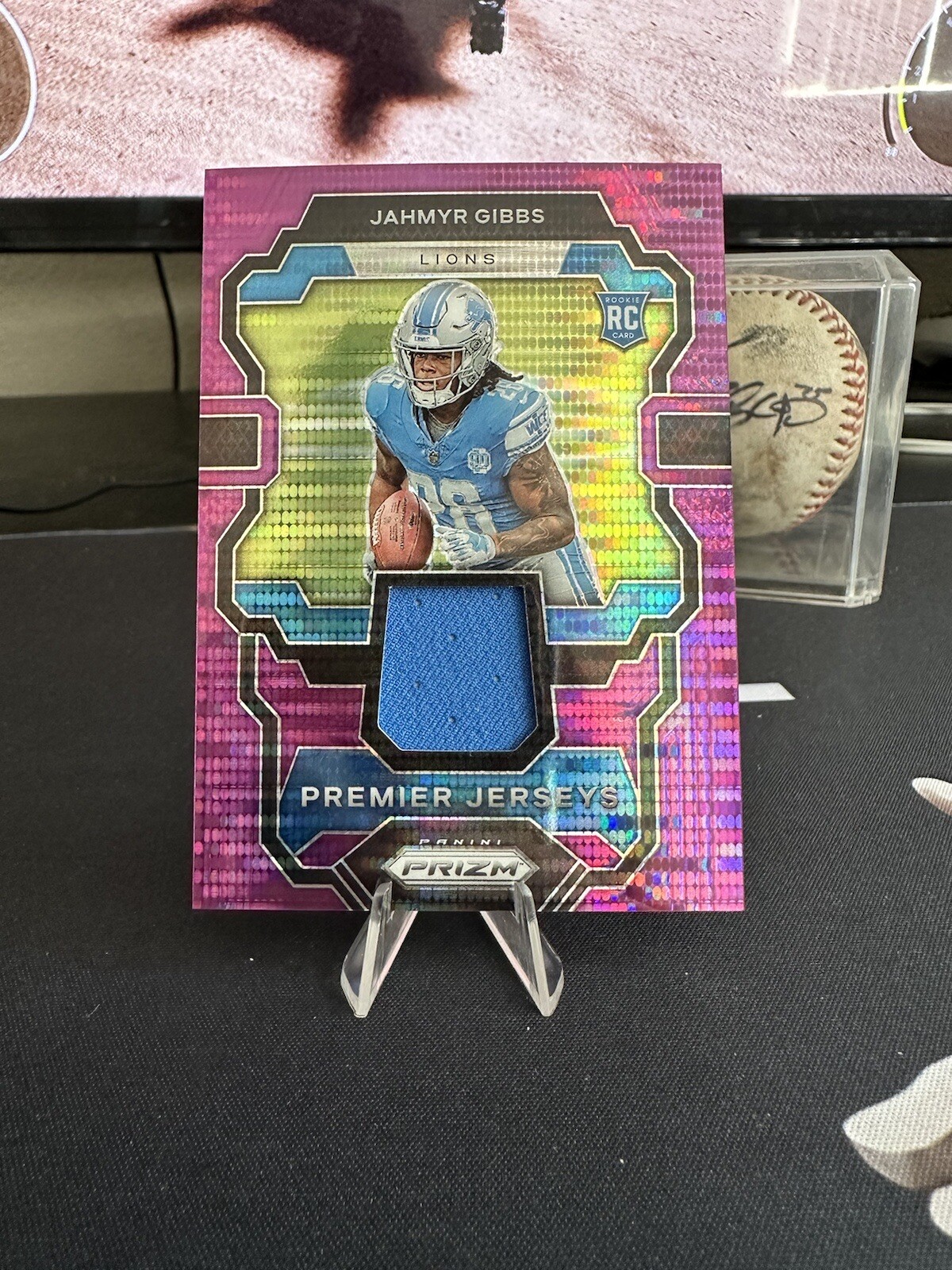 Jahmyr Gibbs PREMIER JERSEYS RC Purple Pulsar SP 2023 Prizm PJ-JG Detroit Lions
