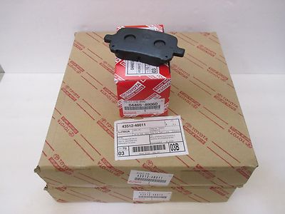 LEXUS OEM FACTORY FRONT BRAKE PADS AND ROTOR SET 1999-2001 RX300