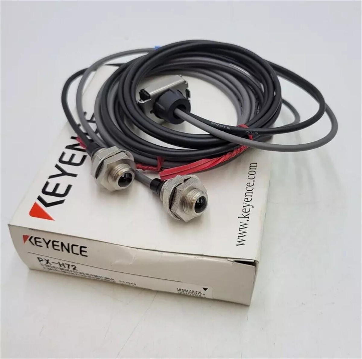 【新品未使用】KEYENCE PX-H72 1PC New Keyence PX-H72 Sensor PXH72 In Box Brand new With