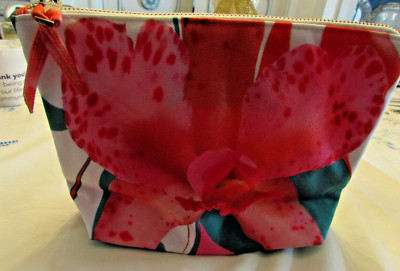Christopher Beane For Neiman Marcus Red Floral Cosmetics Bag W Zip Closure, NWOT