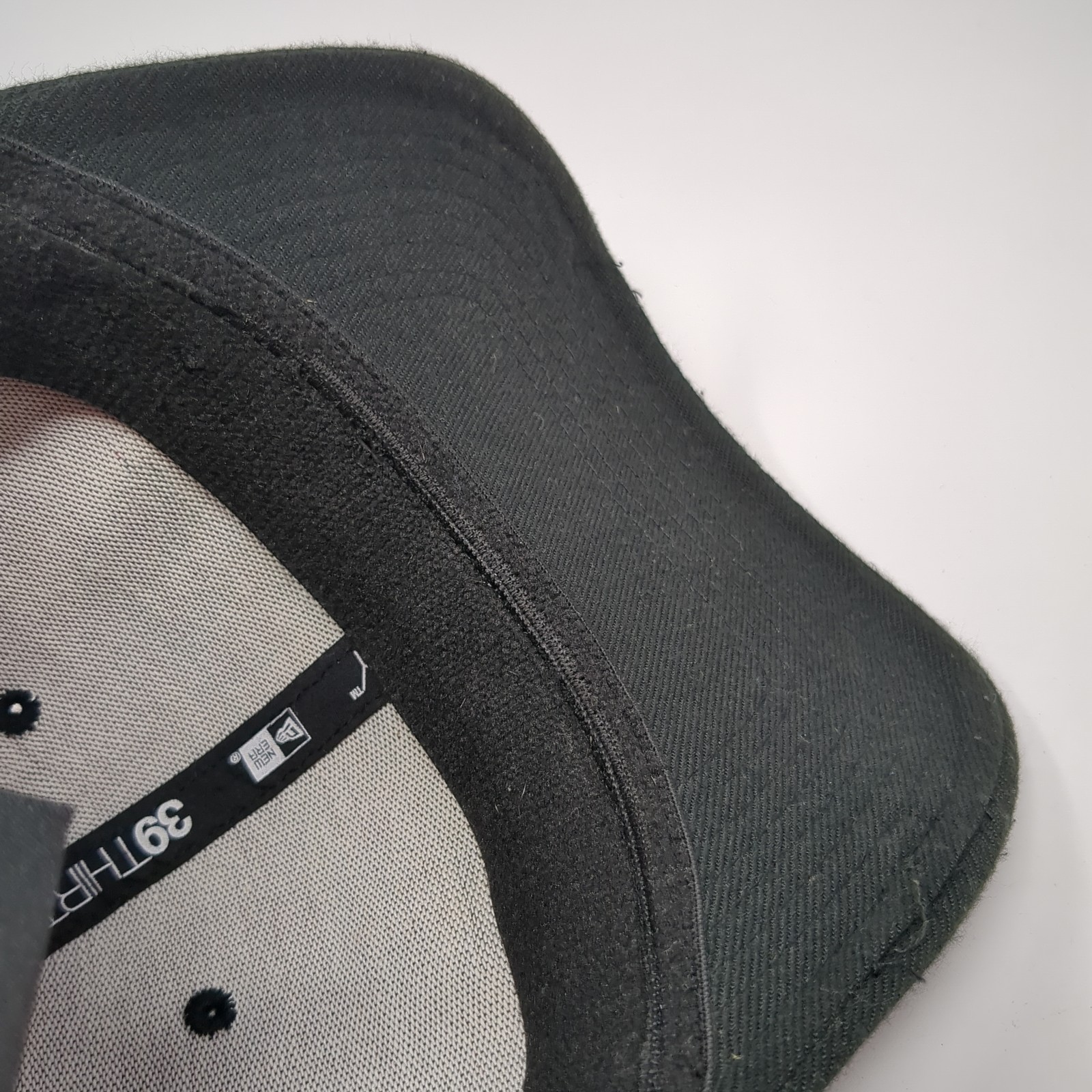 Deadpool Marvel Comics Fitted Baseball Cap Red L … - image 10