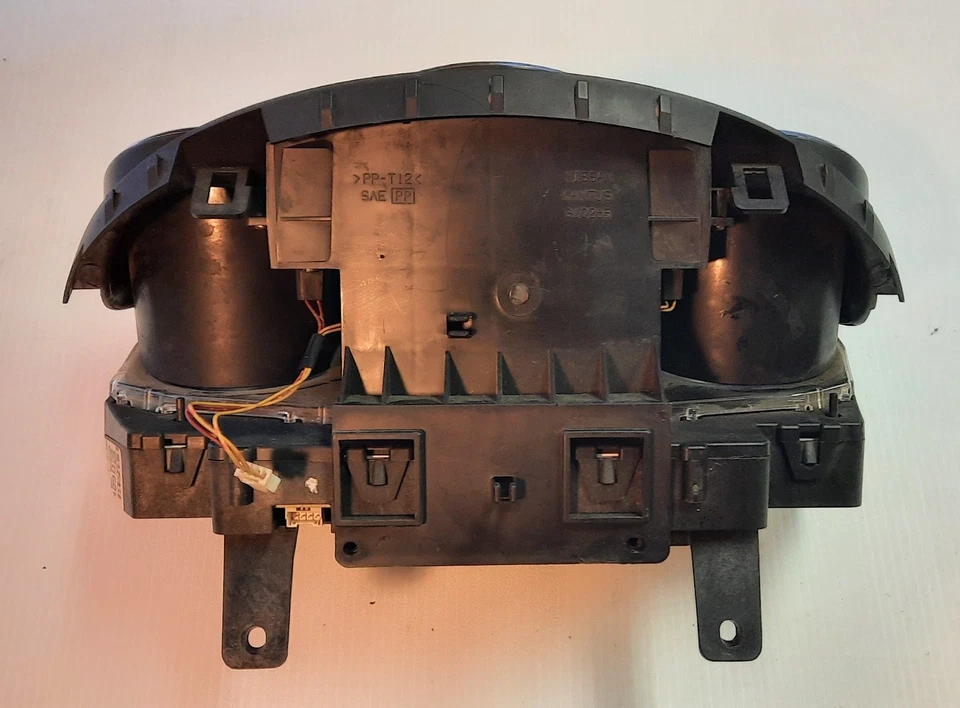 Cuadro de instrumentos velocímetro Nissan Altima 2005 Foto 4 de 4