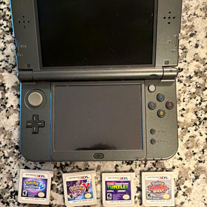 Nintendo 3DS XL Handheld Console Bundle w/ 4 Games & Case, Wi-Fi