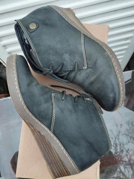Women Clarks Ankle Boots Charcoal Leather 37
