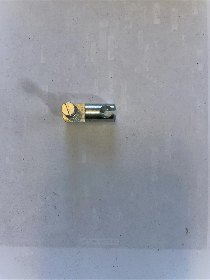 Benelli NOS ES 1120 НИППЕЛЬ ТОРМОЗНОГО РЫЧАГА / КОНЕЦ КАБЕЛЯ ES1120 - Изображение 2 из 3