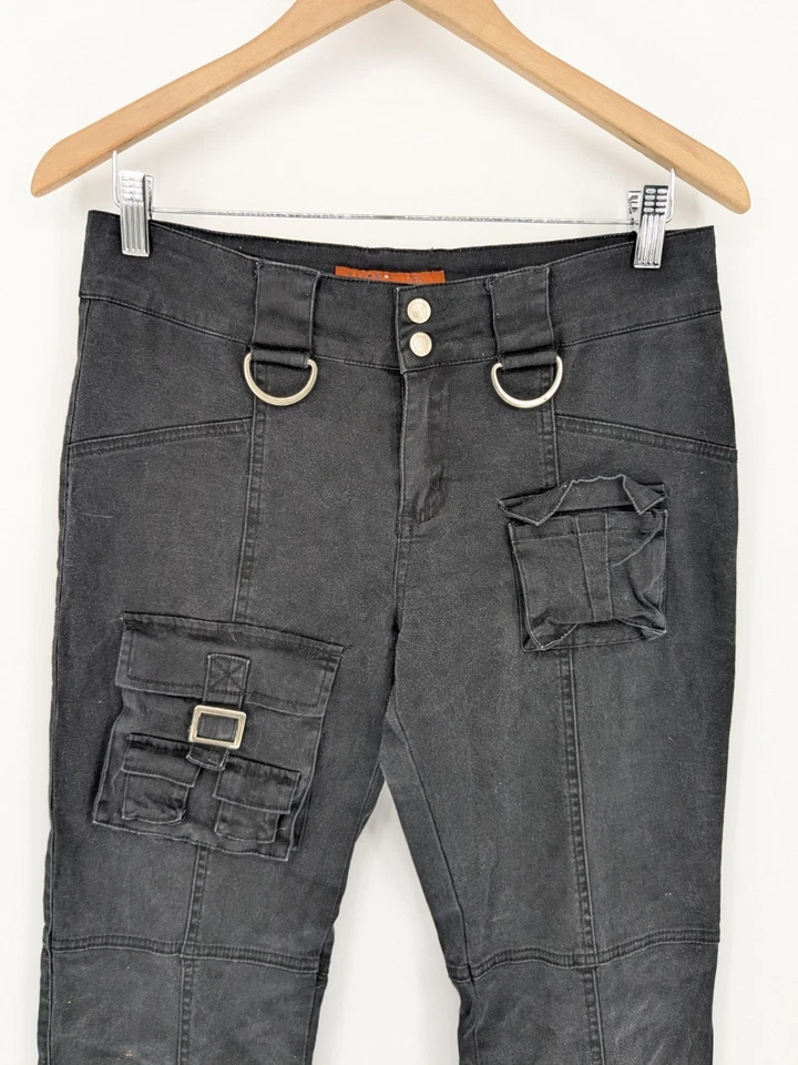 Pantalones De Colección Y2K Grunge Gótico Negro Bootcut Talla 9 Hebilla Correa Carga Bolsillo Emo Foto 3 de 4