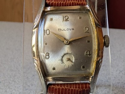 VINTAGE BULOVA WAVE CASE MODEL 11AC MANUAL WOUND 17J WRISTWATCH~KEEPS TIME