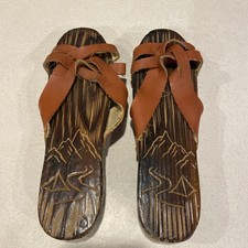 Traditional Japanese Wooden Shoes Sandals Vintage Geisha Hand Carved