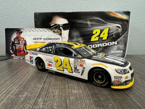 2015 Jeff Gordon #24 AARP Ride With Jeff Iron Man Store Exclusive 1:24 ARC MIB % - Picture 3 of 11